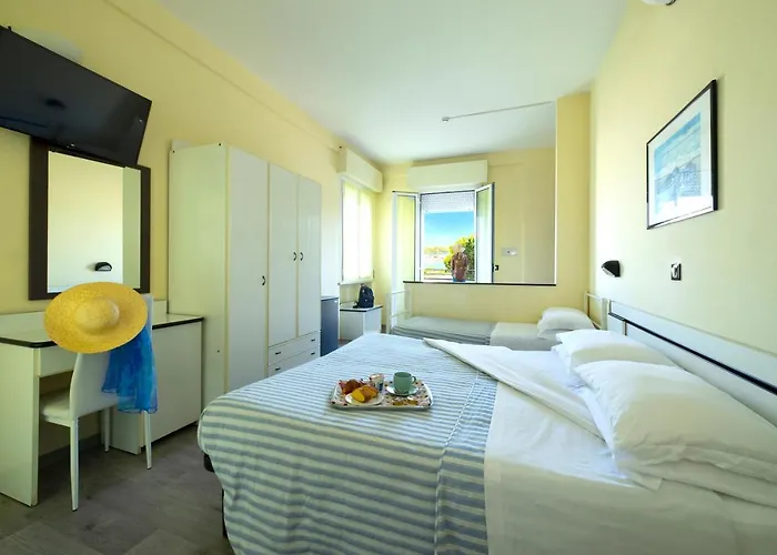 波罗的海酒店 3*